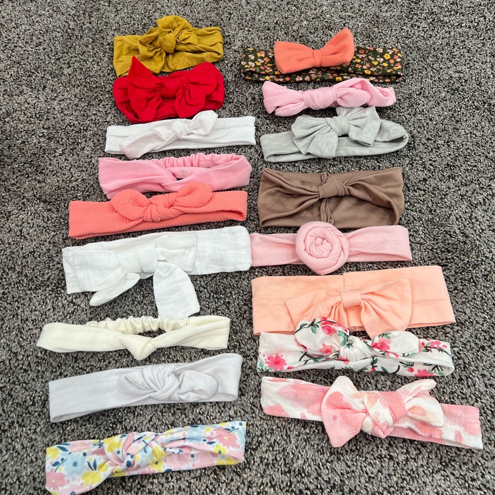Baby girl headbands/bows